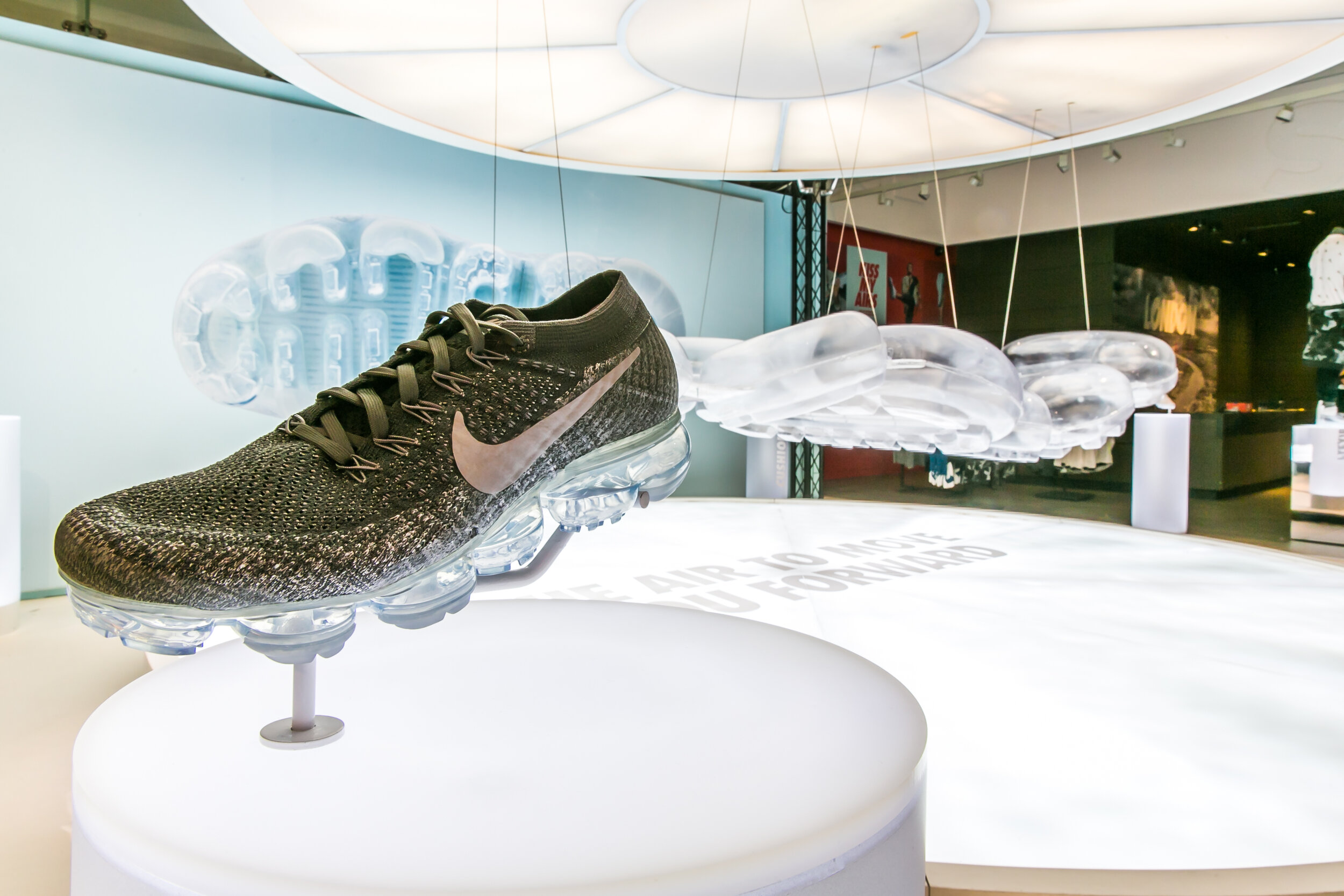TDM_0054 - Millington Associates - Vapor Max - Nike Town - Tom D Morgan - HIGH RES.jpg